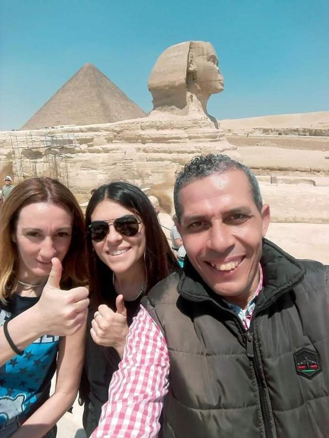 Maged Pyramids View Inn Kafret el-Gabal Exteriör bild